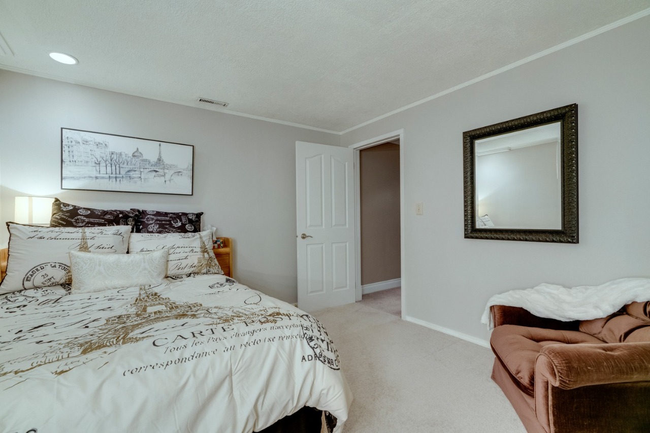 Listing Image 51