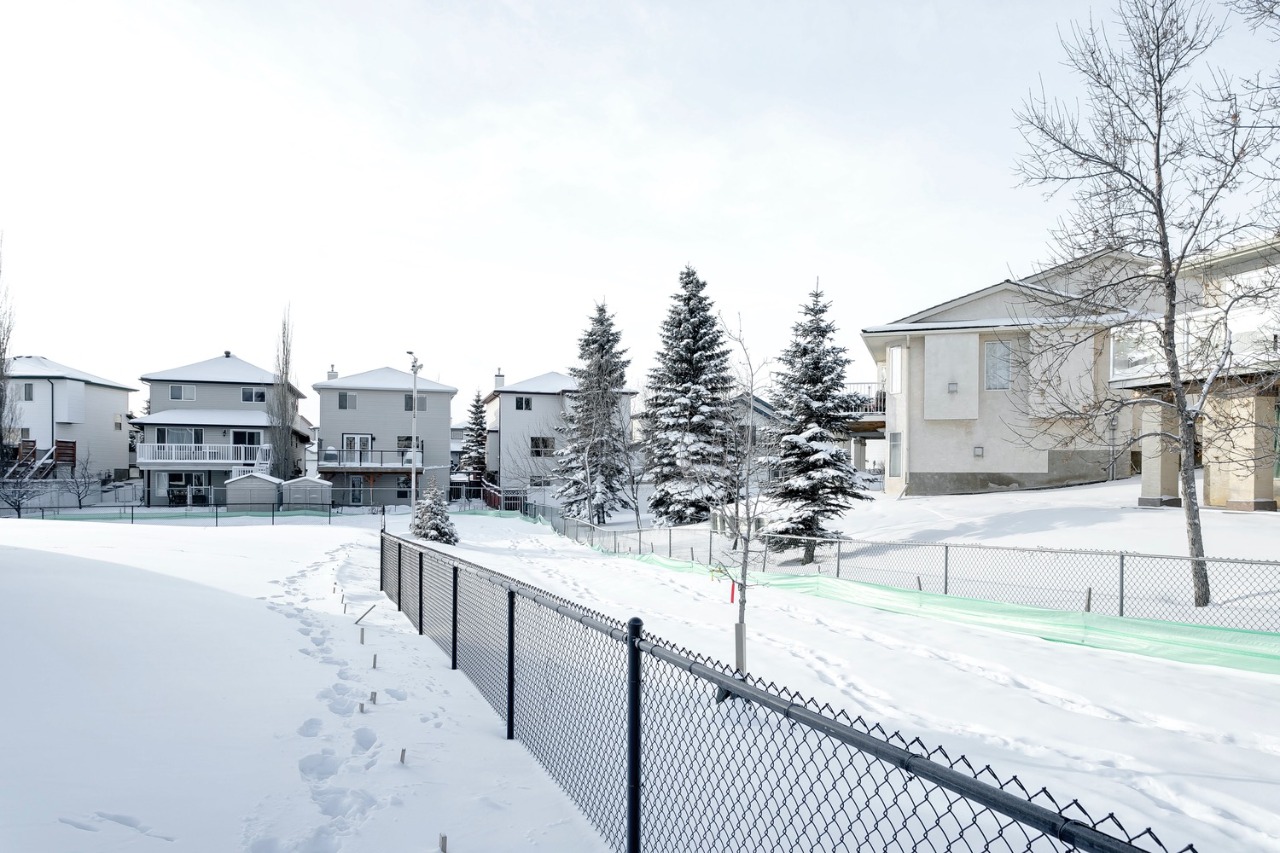 Listing Image 45