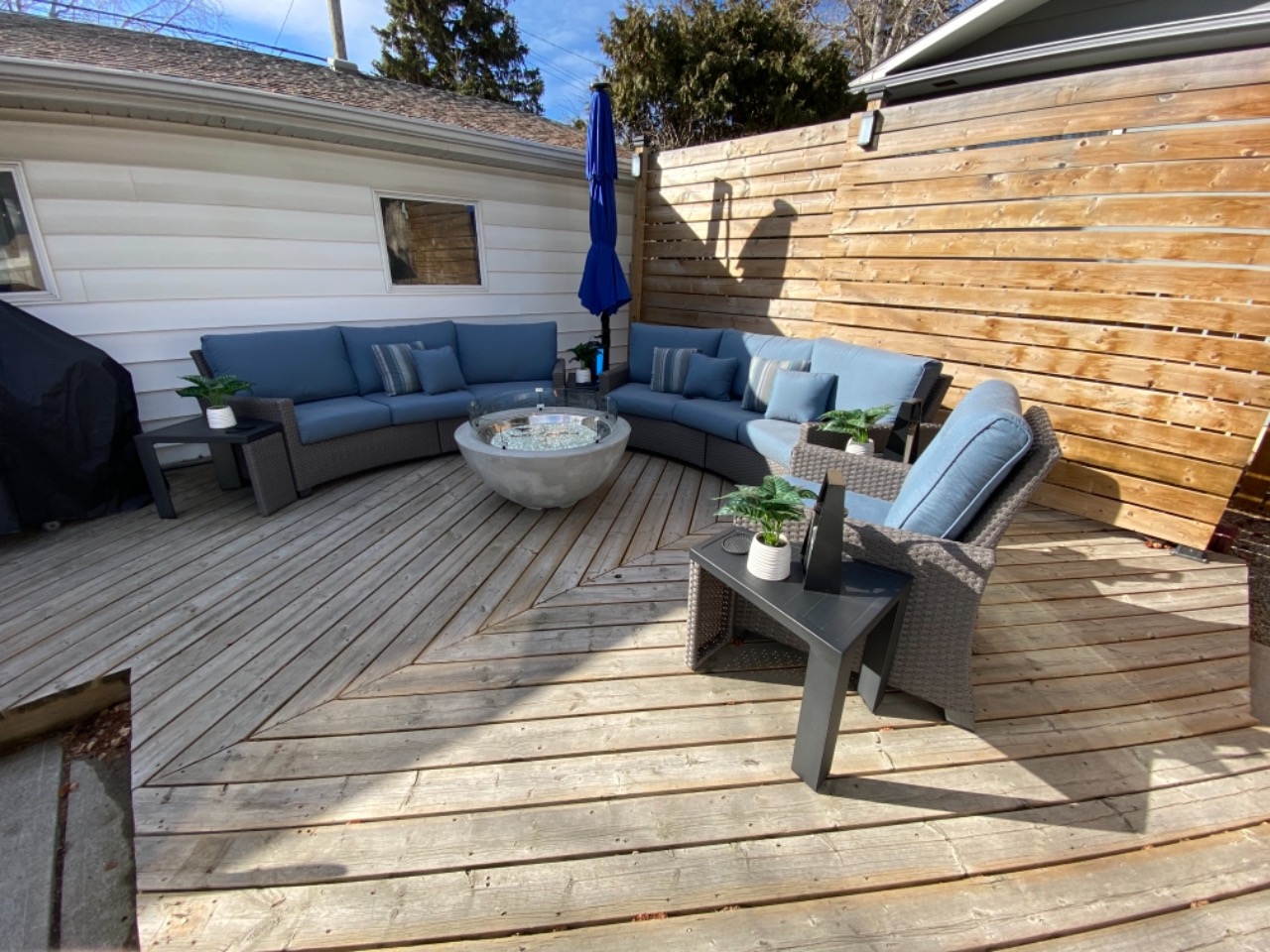 Listing Image 23