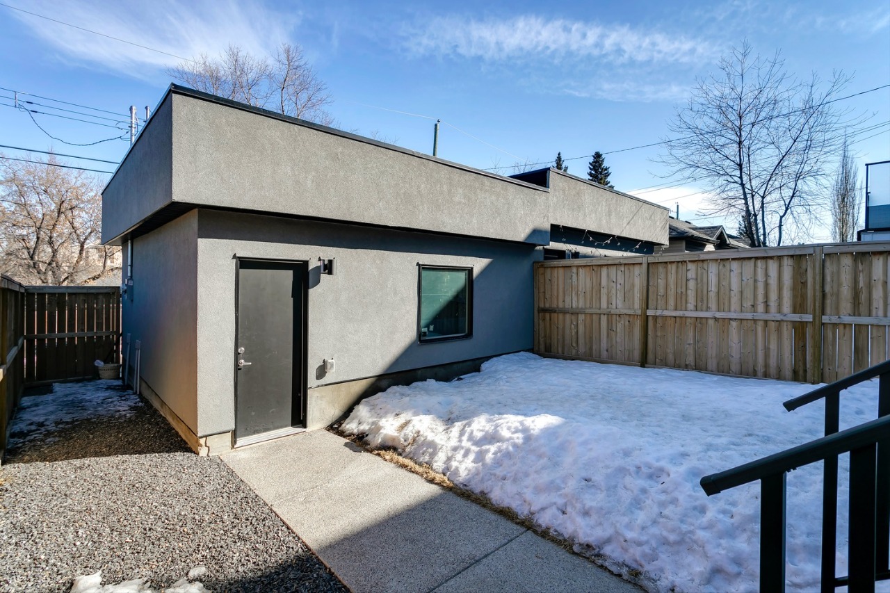 Listing Image 64