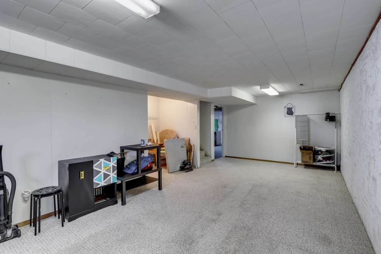 Listing Image 37