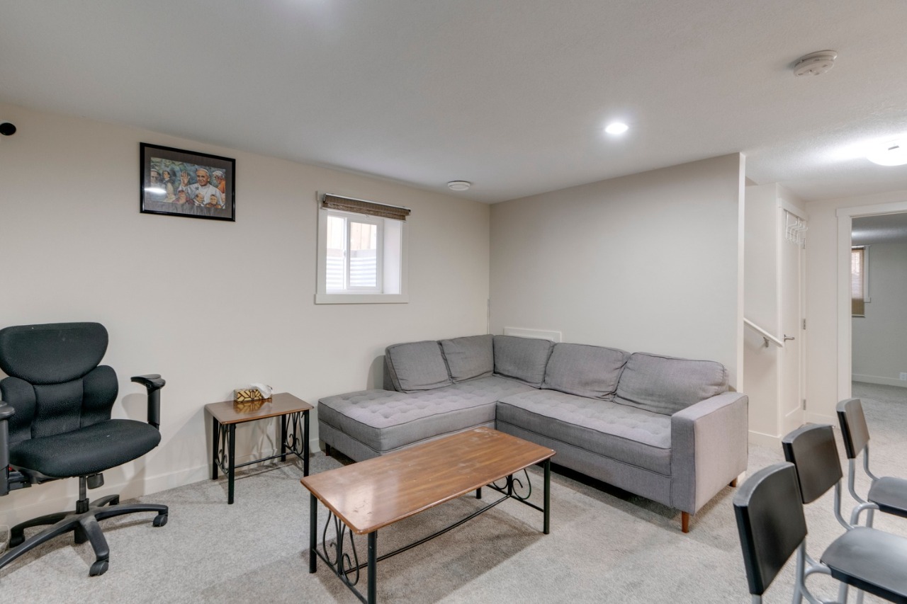 Listing Image 35