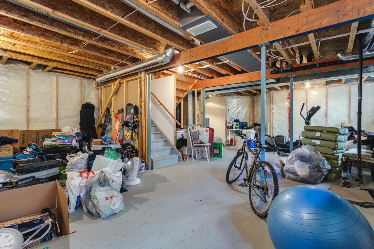 Listing Image 44