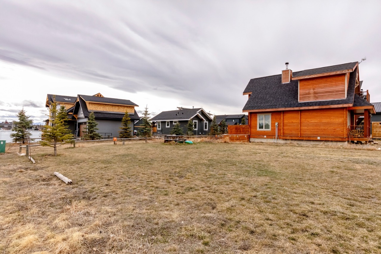 Listing Image 11