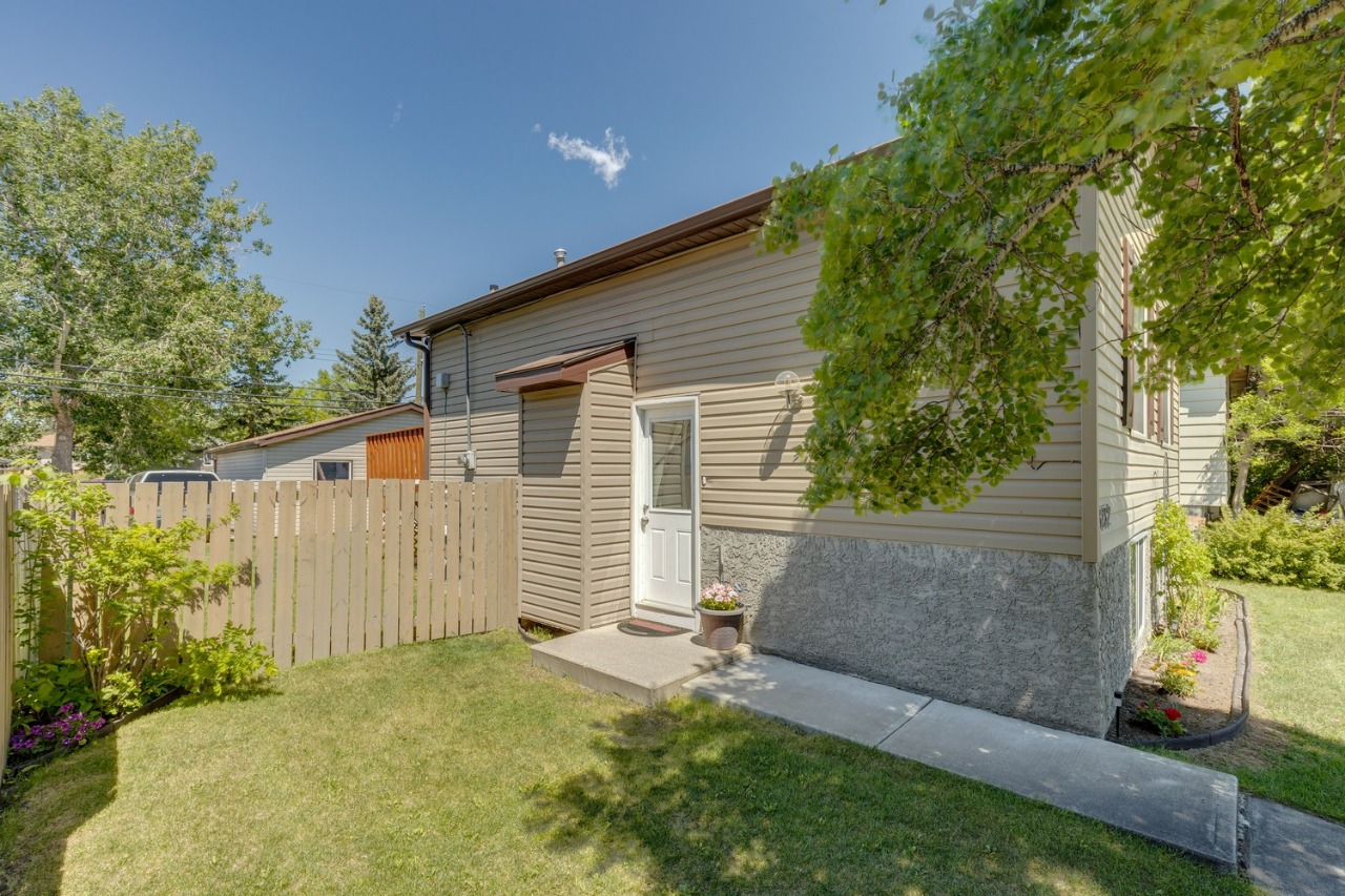 Listing Image 12