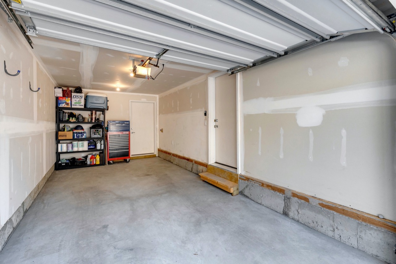 Listing Image 47