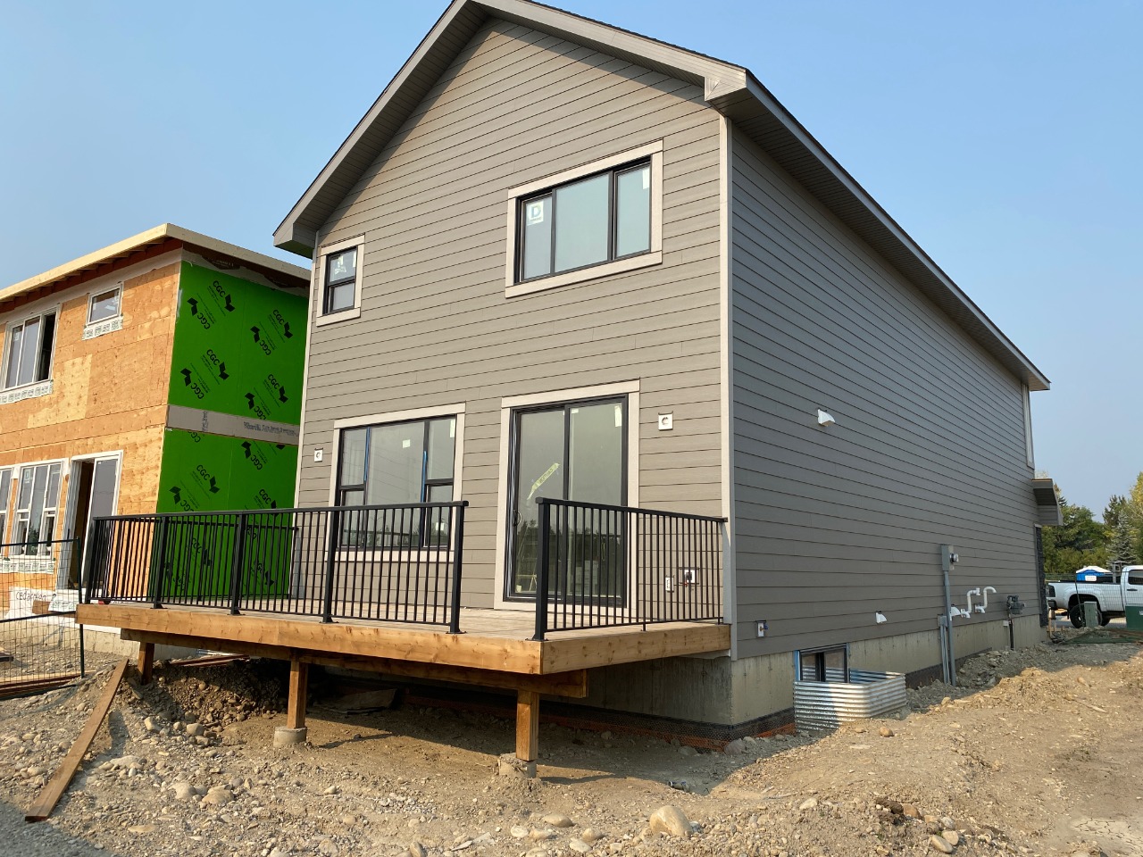 Listing Image 4