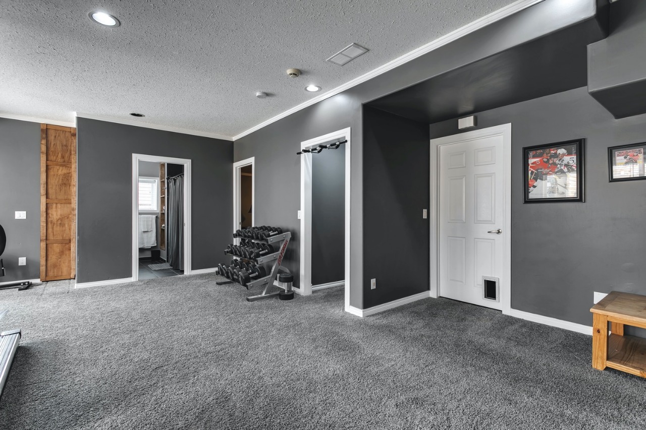 Listing Image 59
