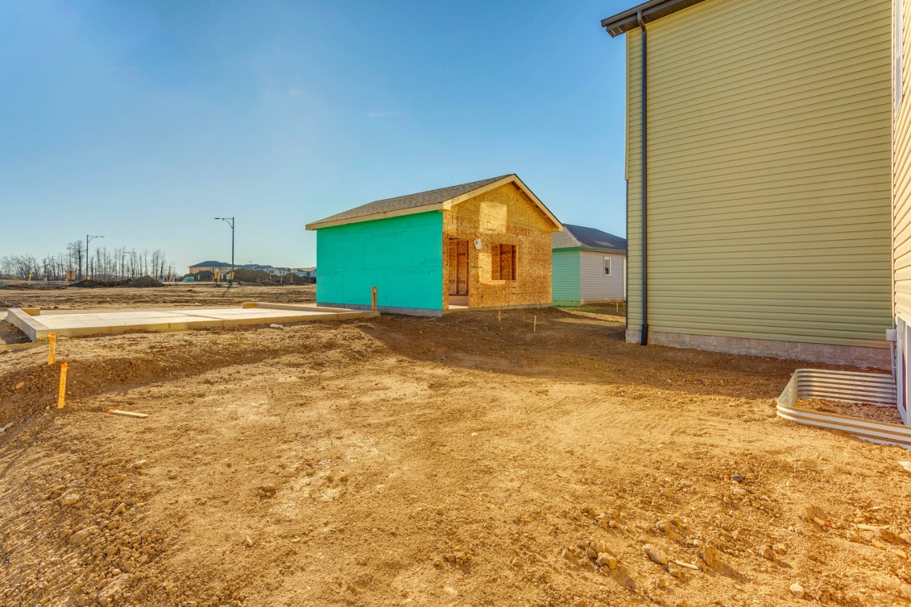 Listing Image 38