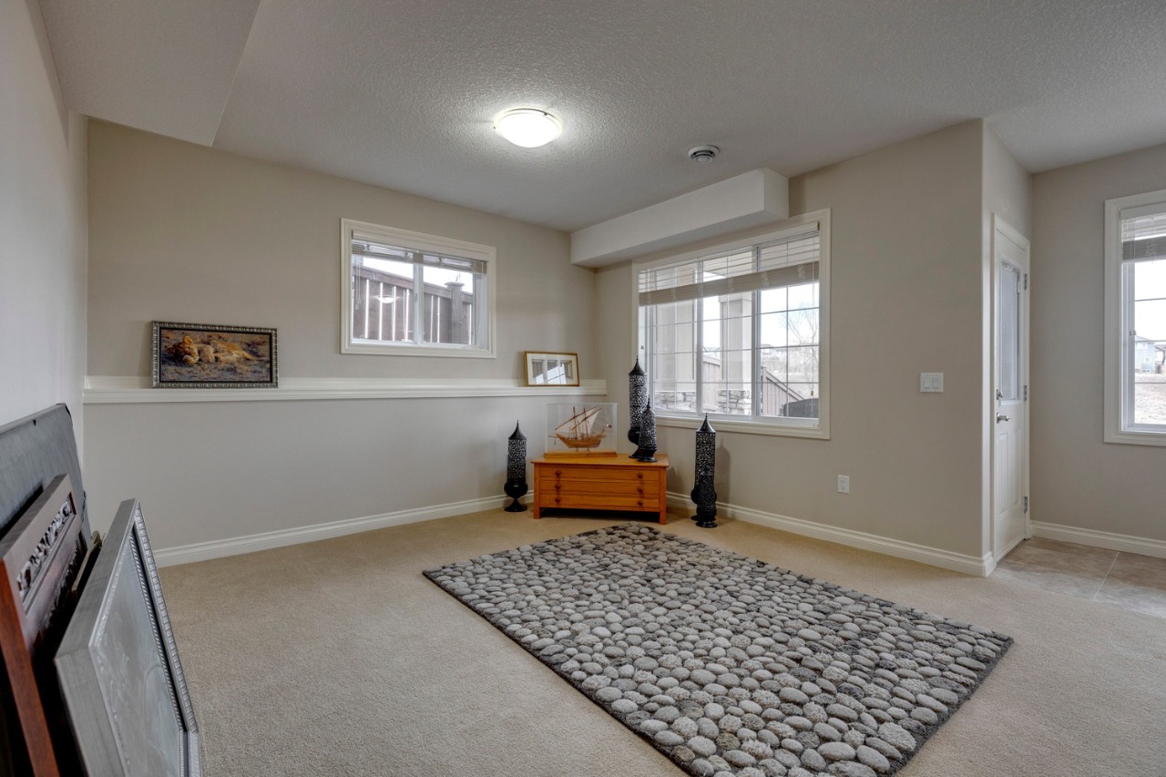 Listing Image 58