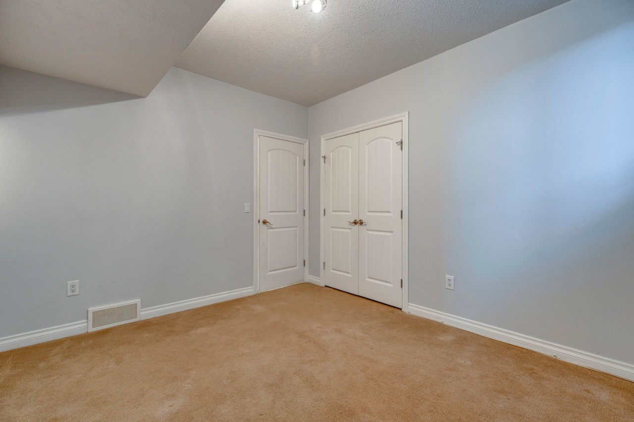Listing Image 65