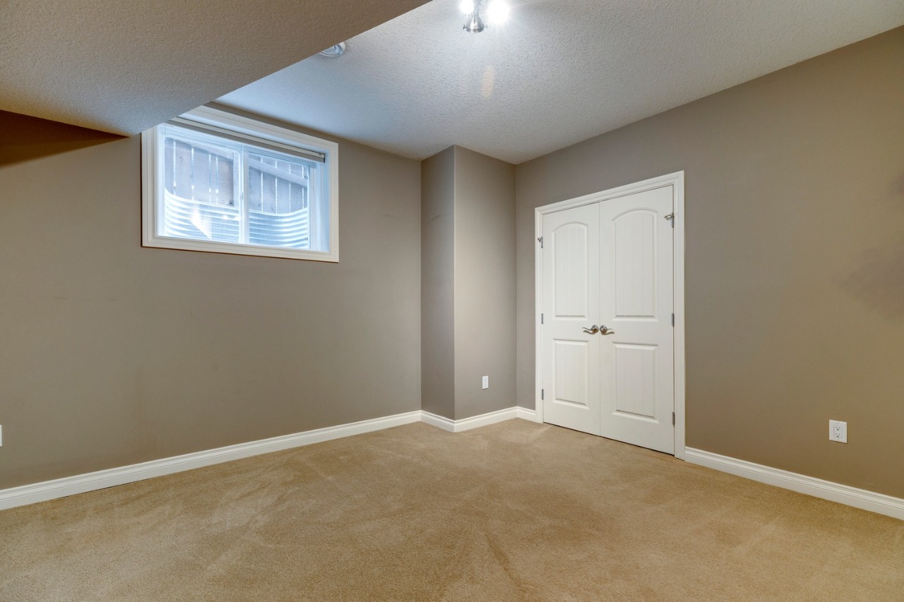 Listing Image 70