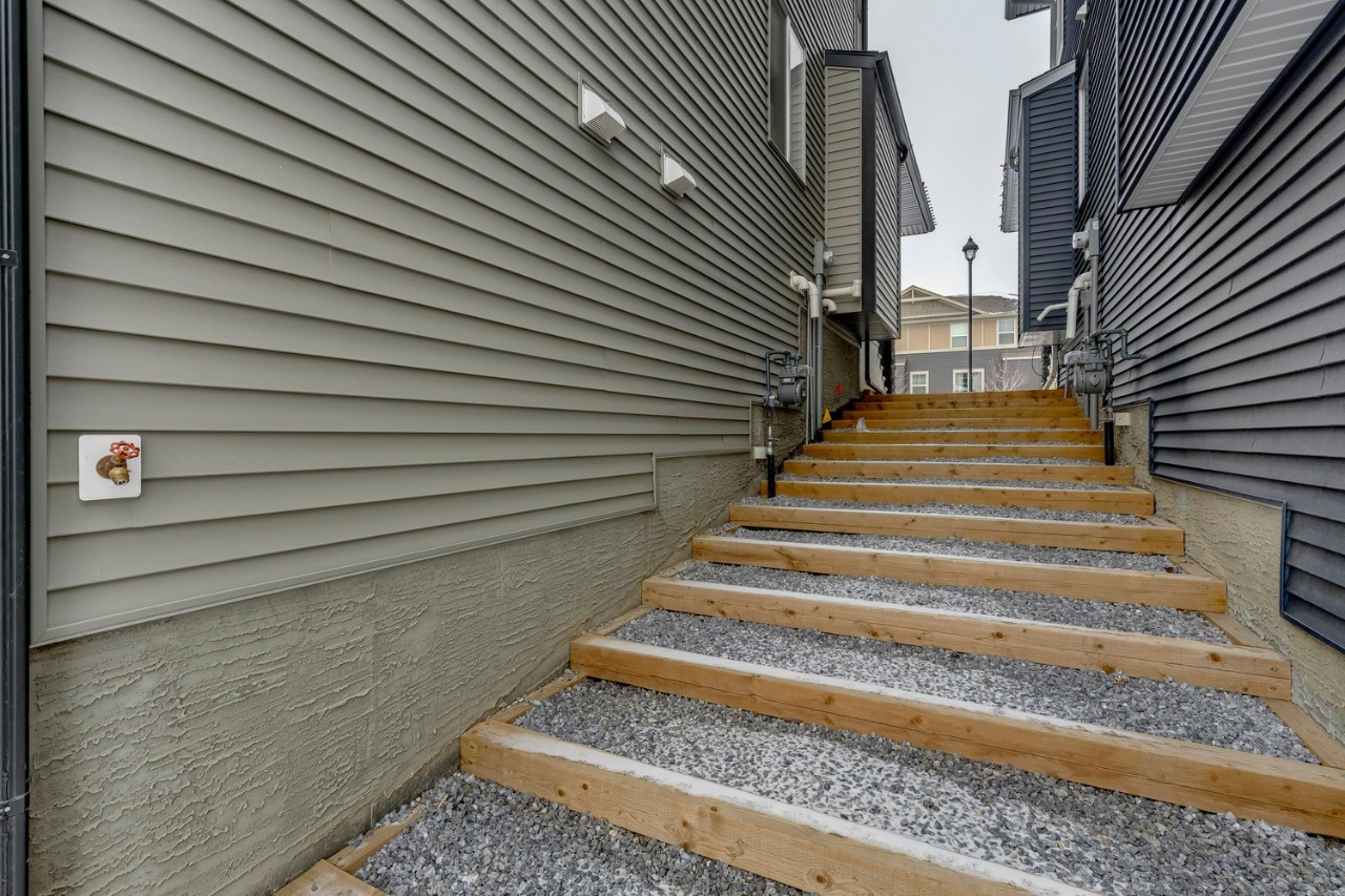Listing Image 76
