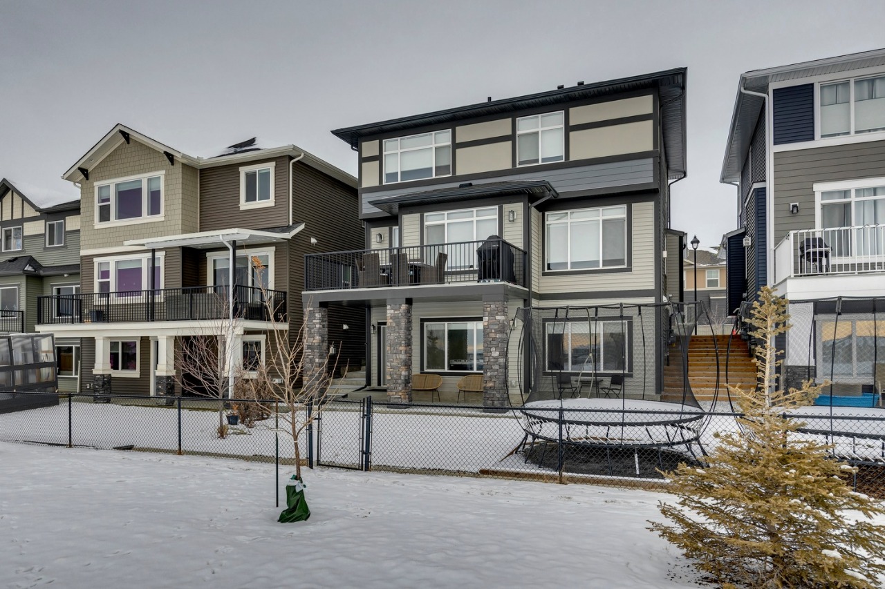 Listing Image 84