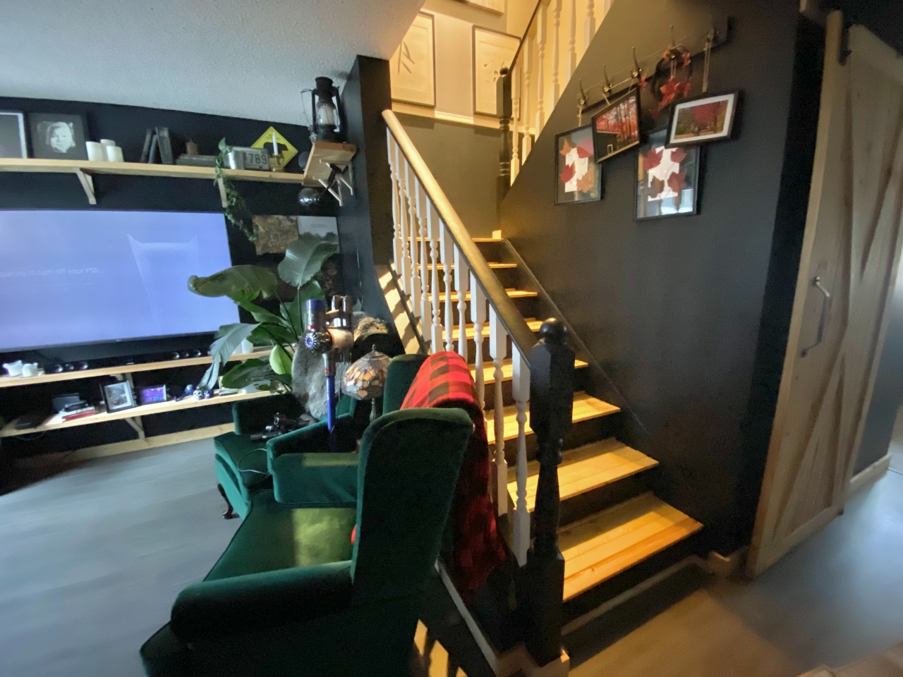 Listing Image 8