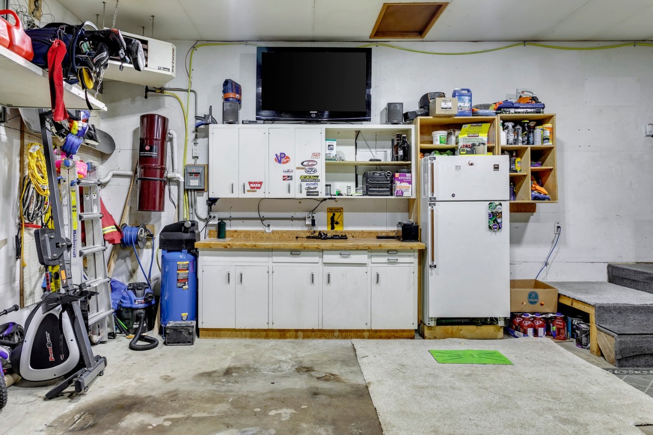 Listing Image 40