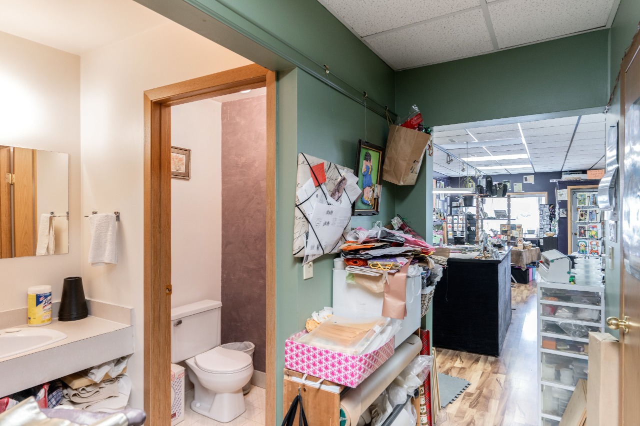 Listing Image 13