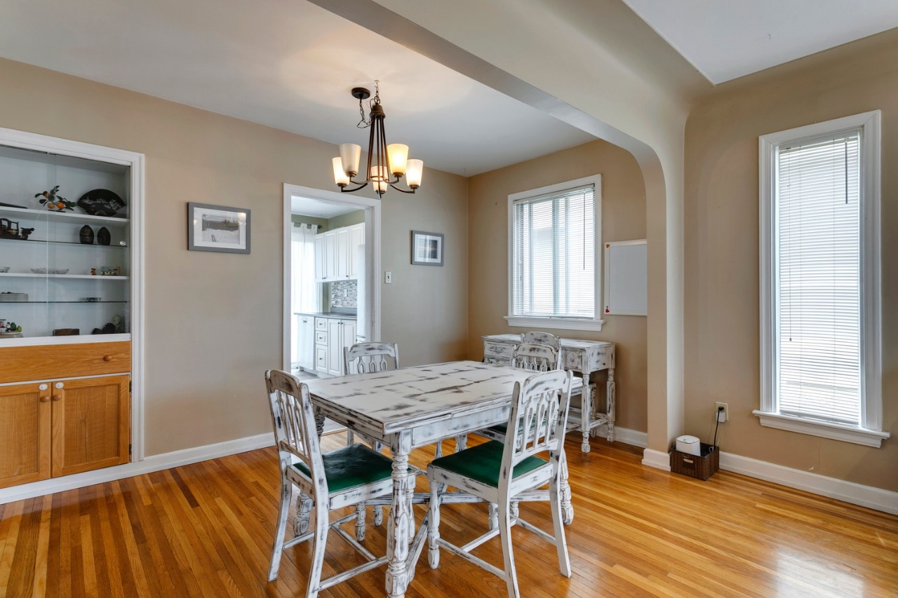 Listing Image 16