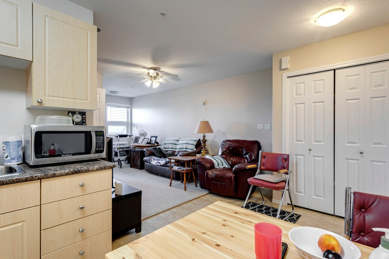Listing Image 14
