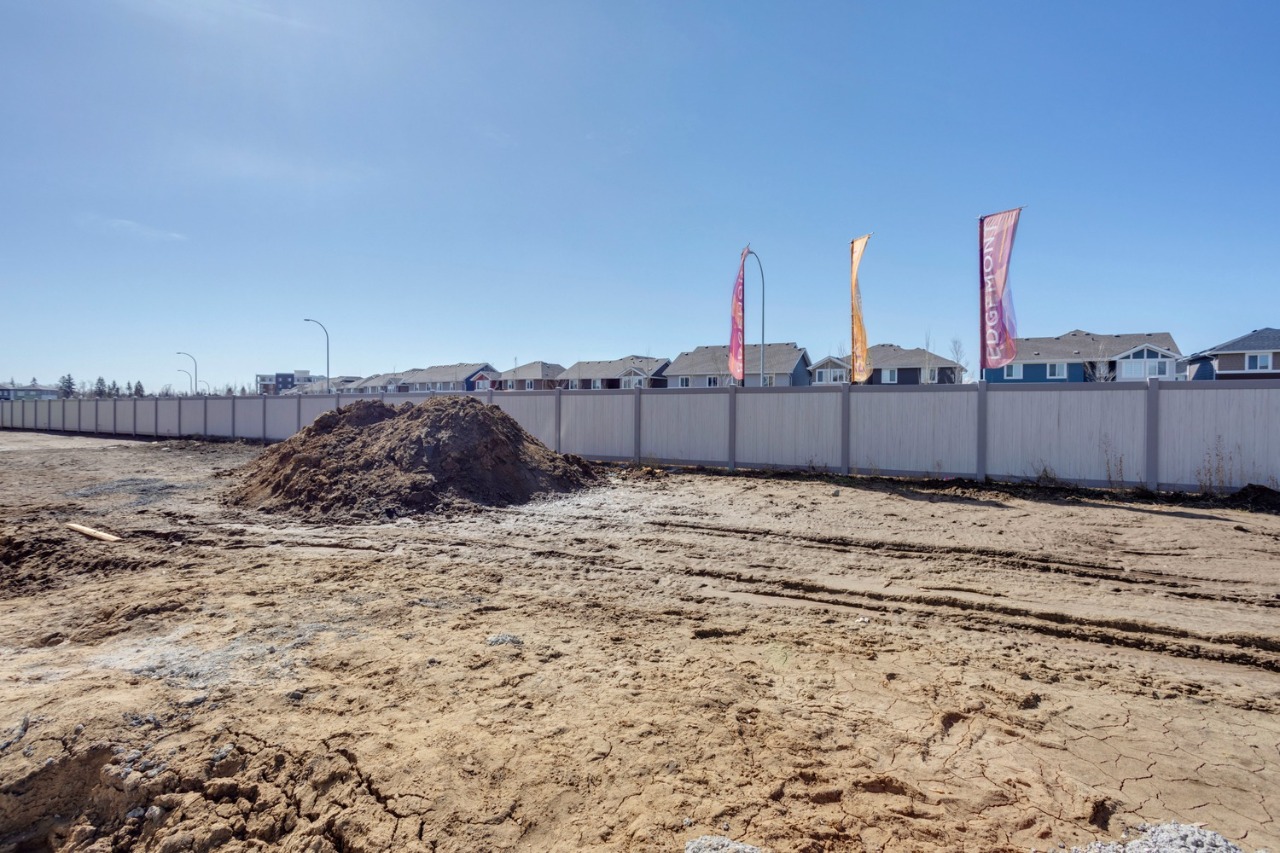 Listing Image 24