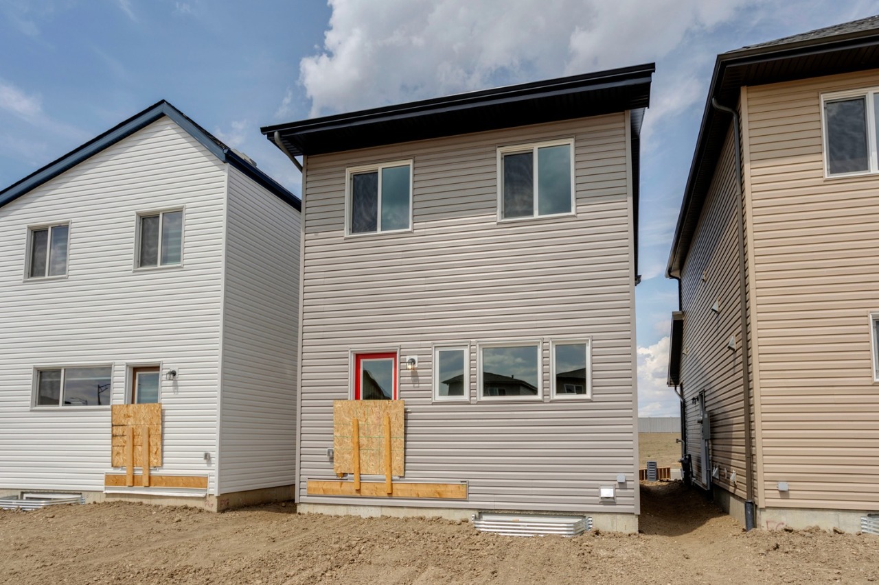 Listing Image 27