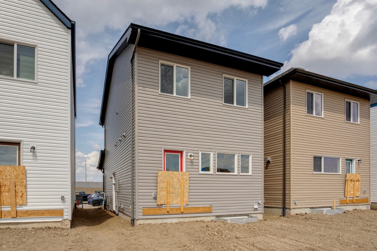 Listing Image 25