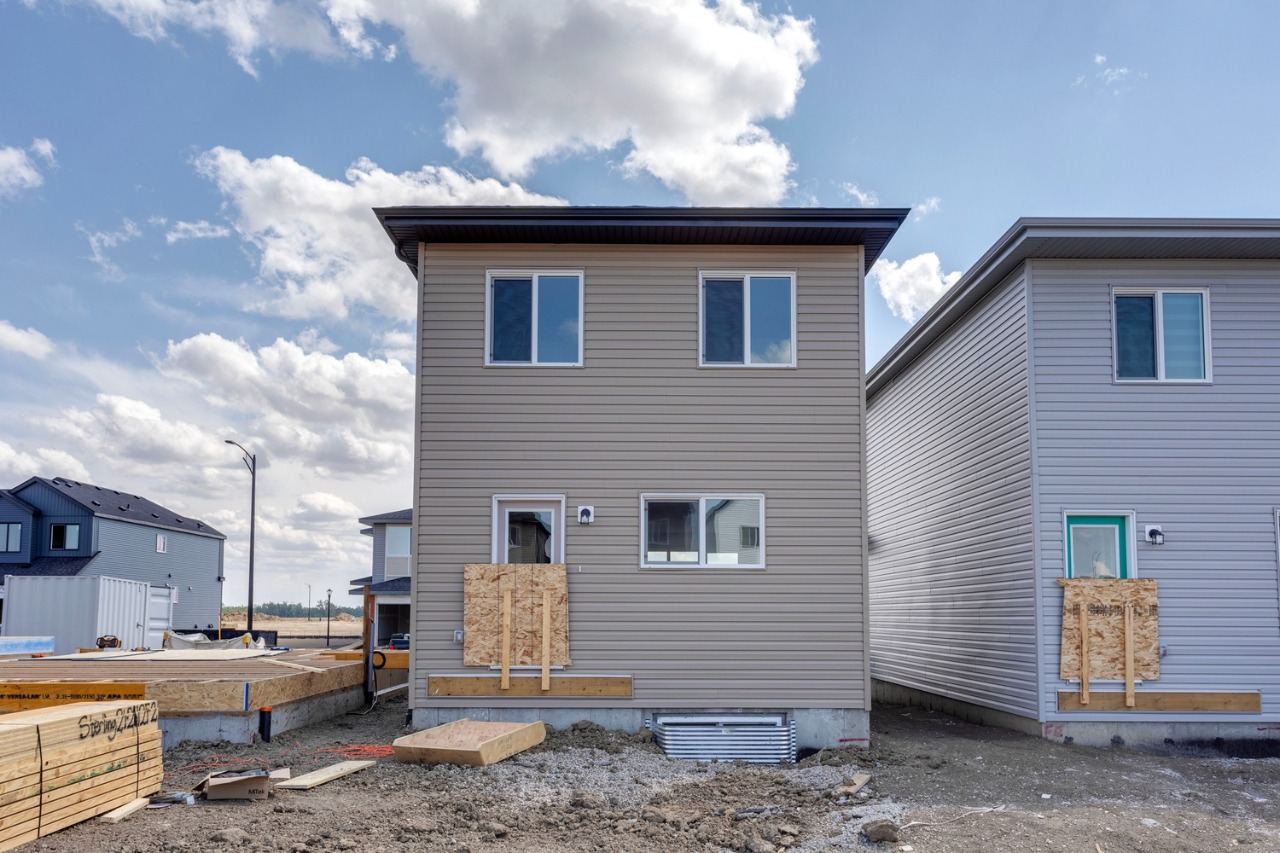 Listing Image 24
