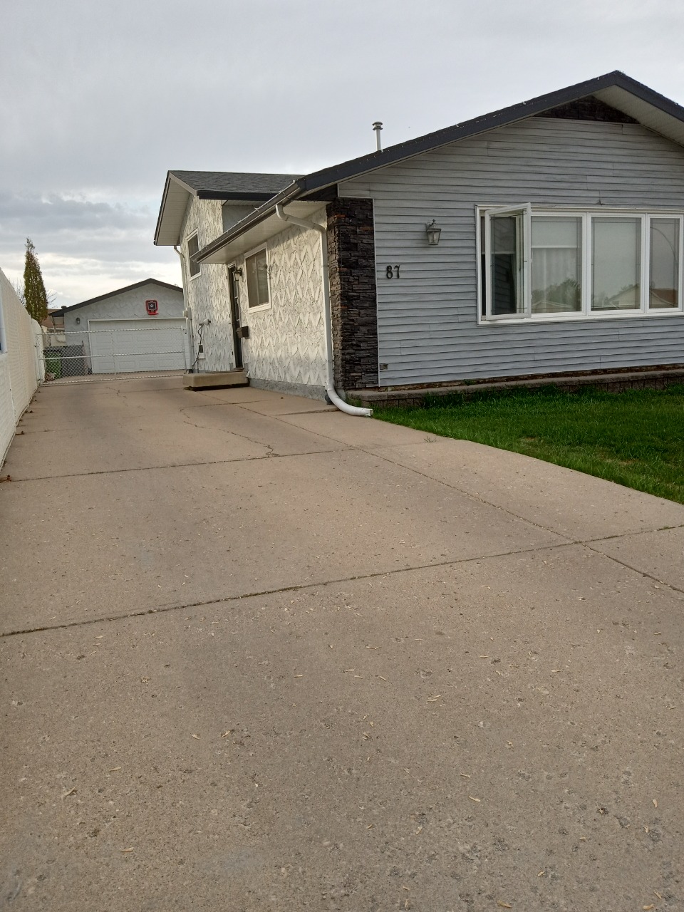 Listing Image 33