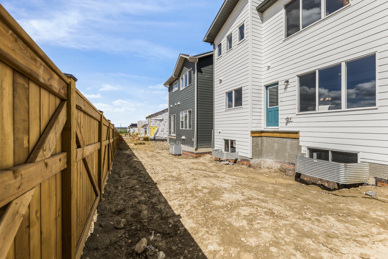 Listing Image 48