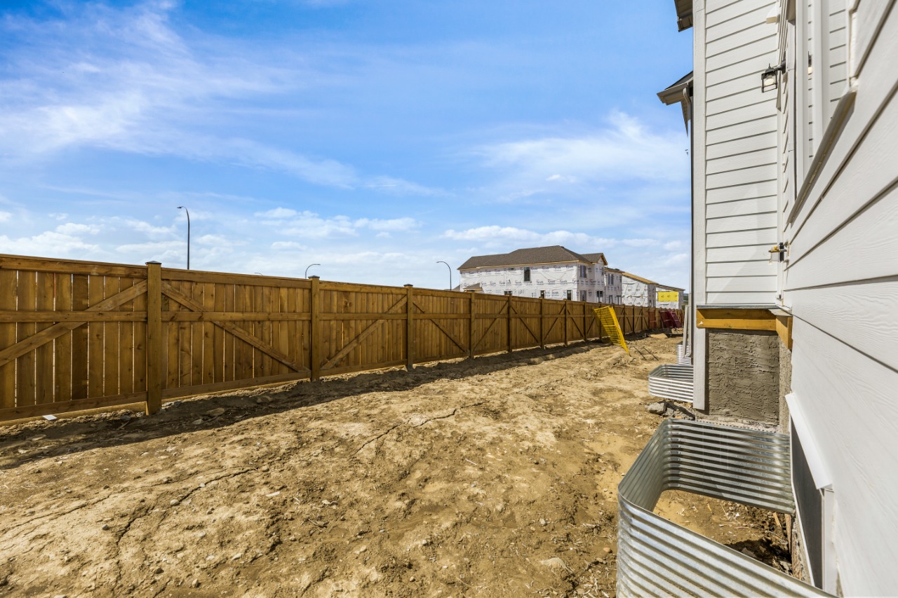 Listing Image 50