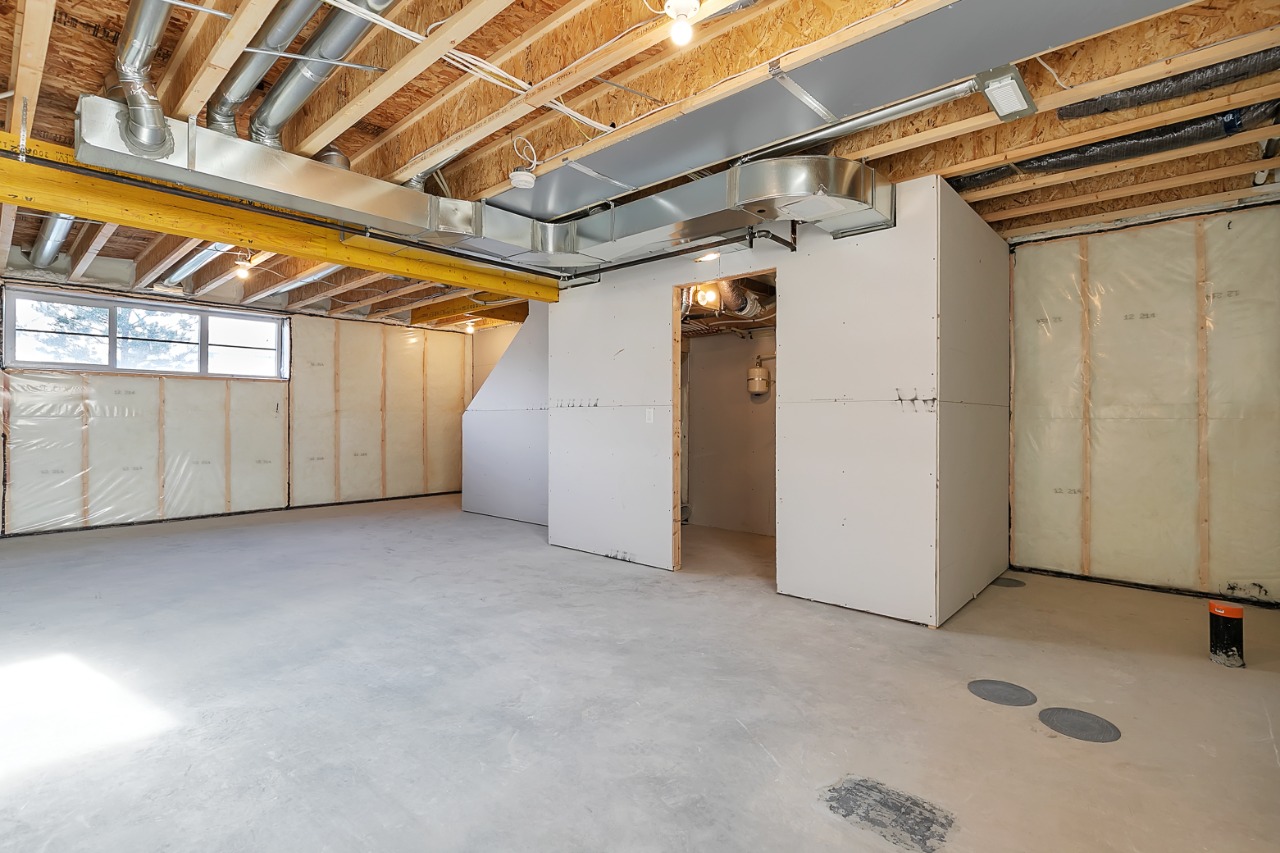 Listing Image 33
