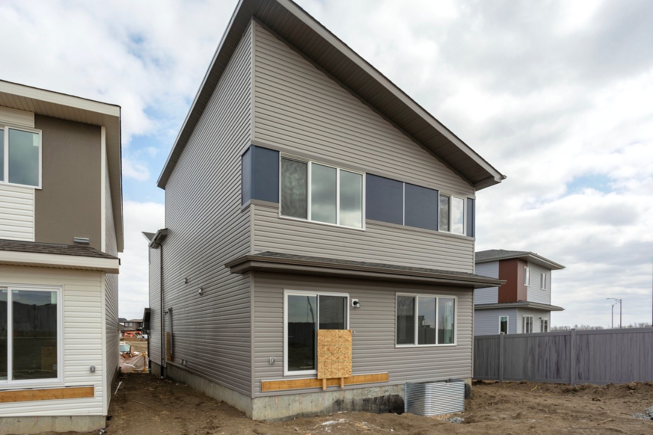 Listing Image 32