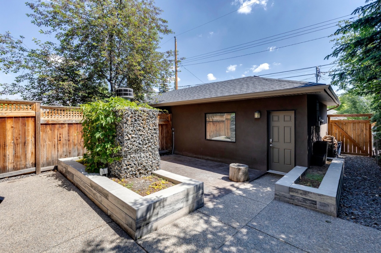 Listing Image 50