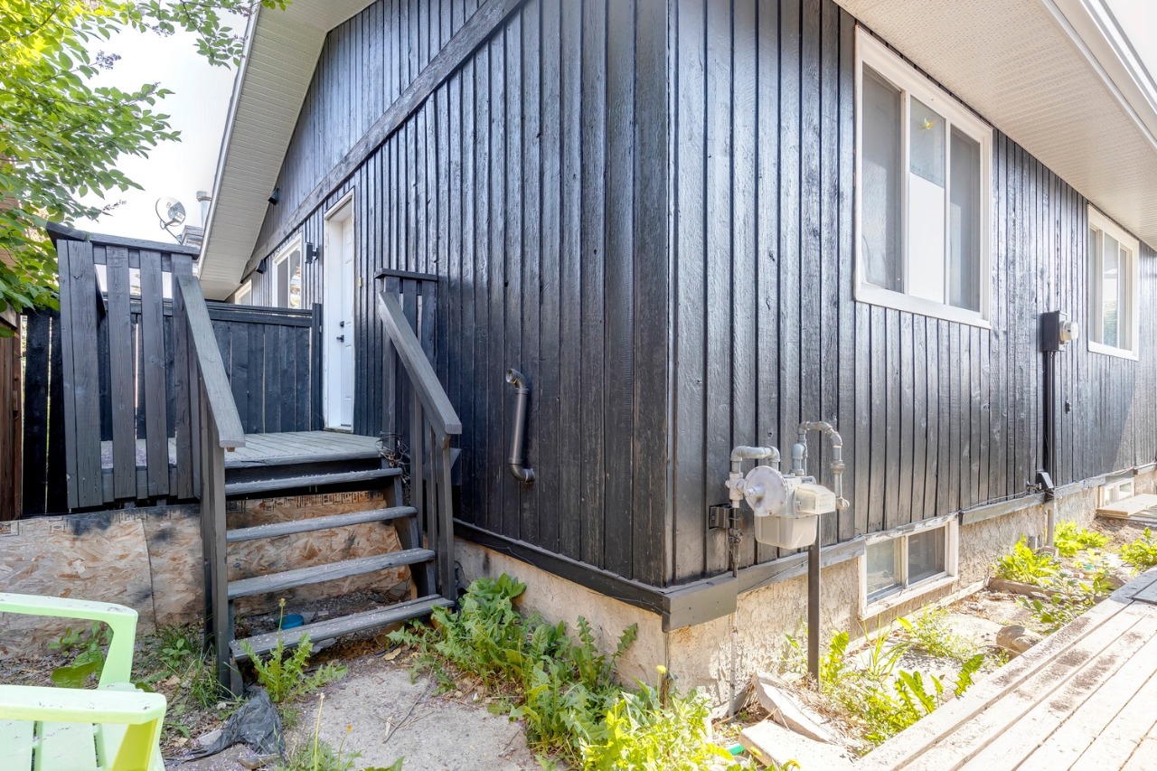 Listing Image 42