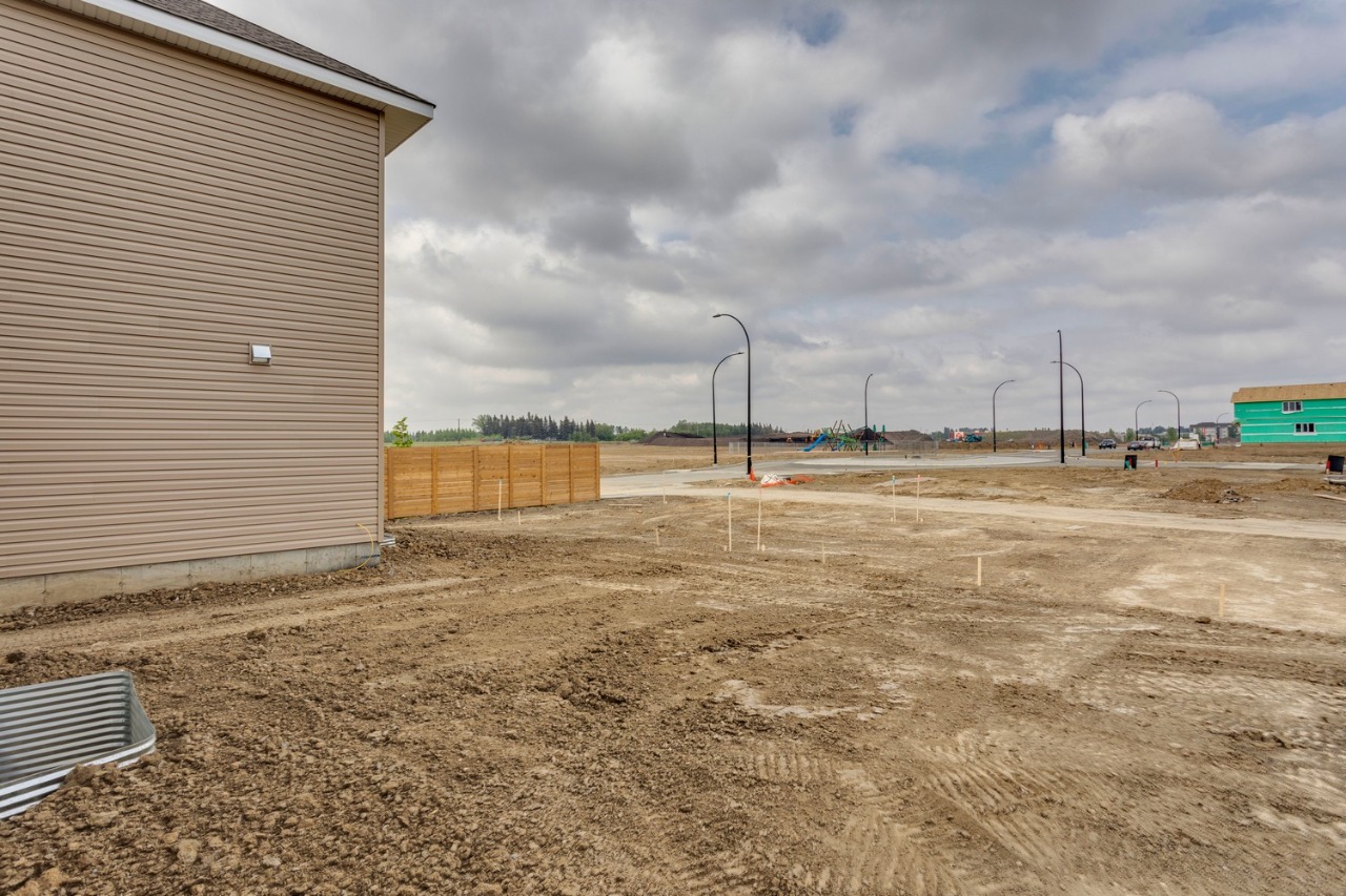 Listing Image 28
