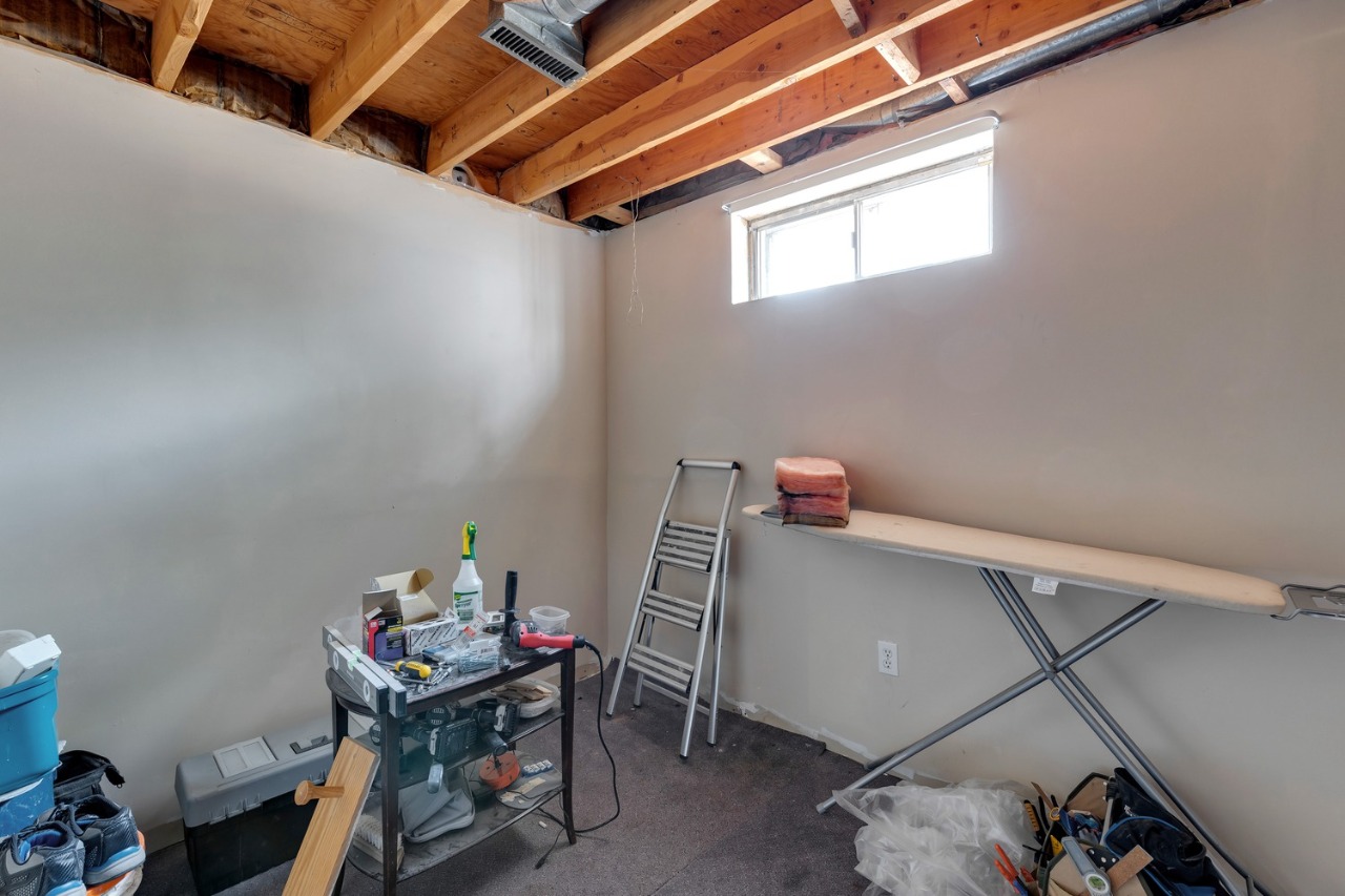 Listing Image 27