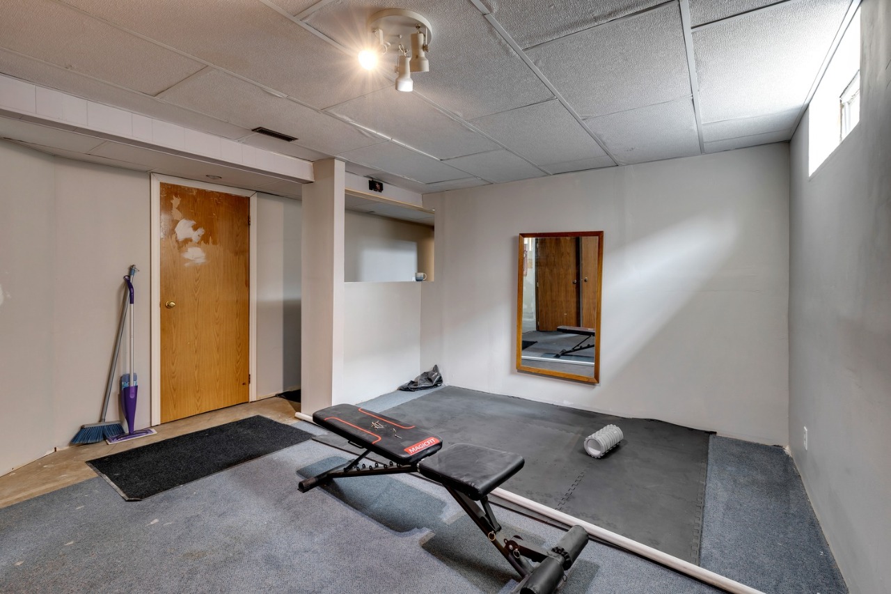 Listing Image 25