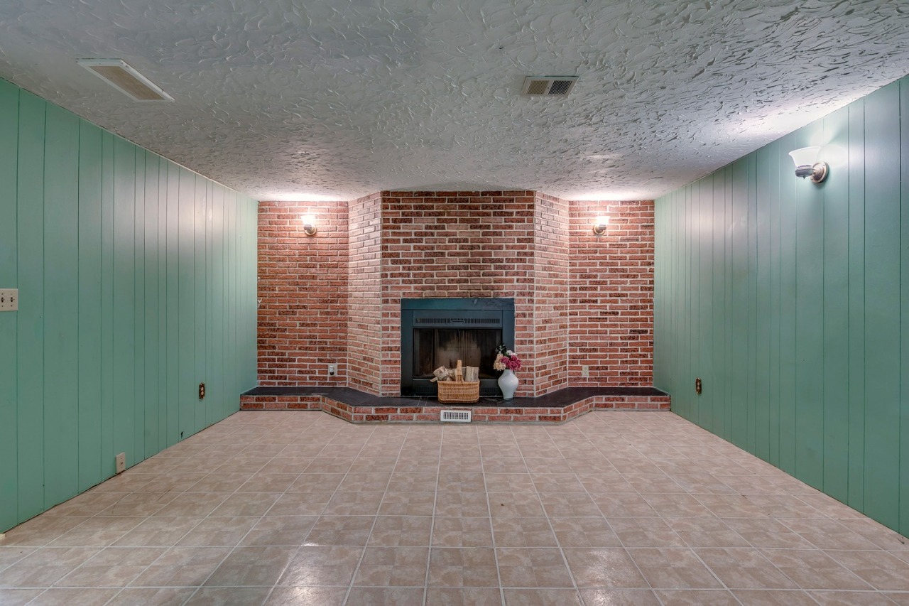 Listing Image 26