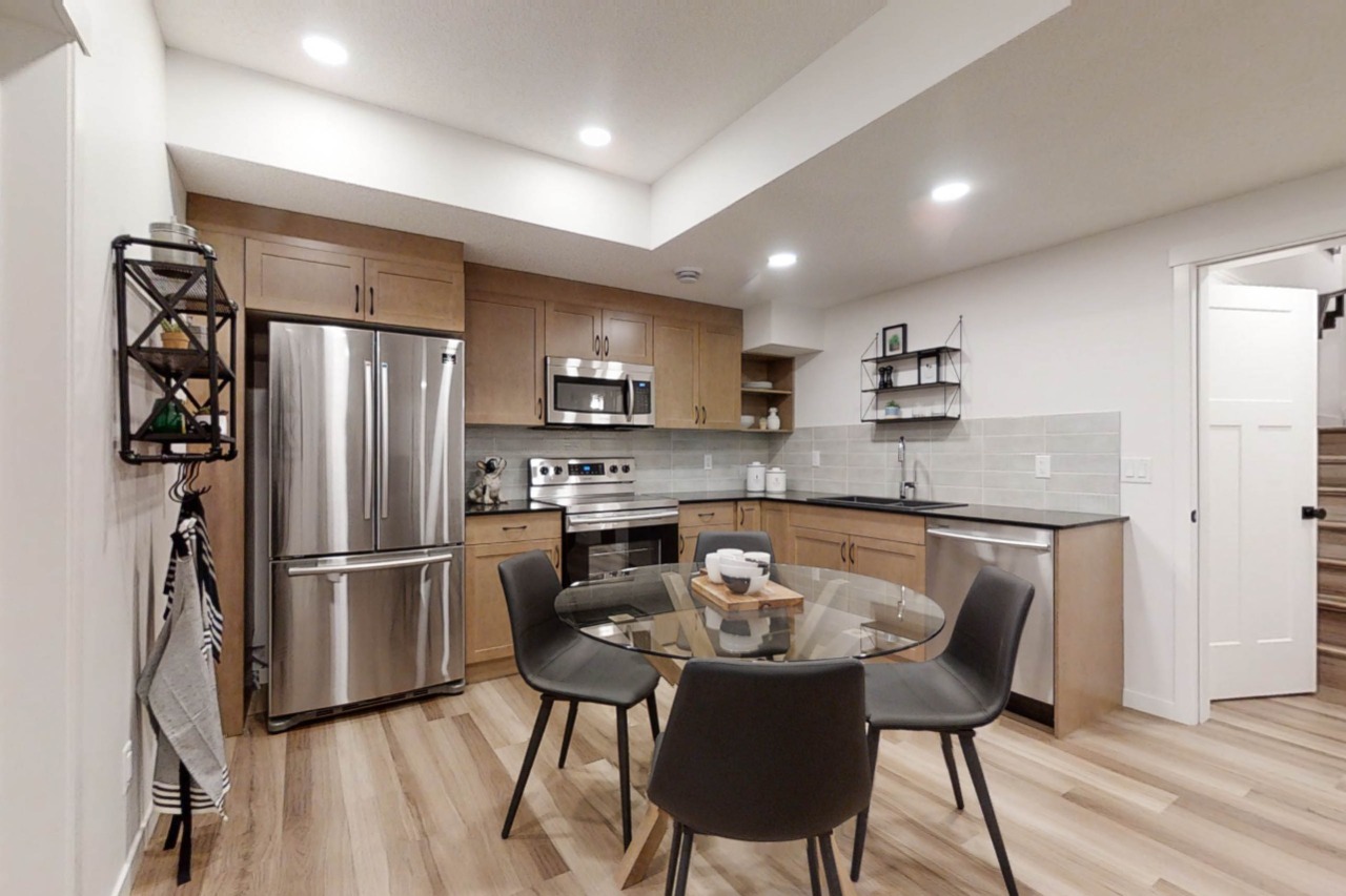 Listing Image 55