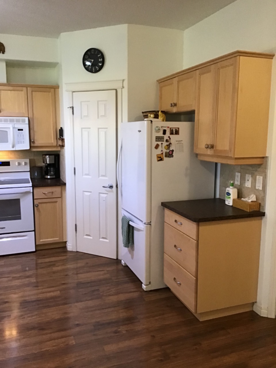 Listing Image 7