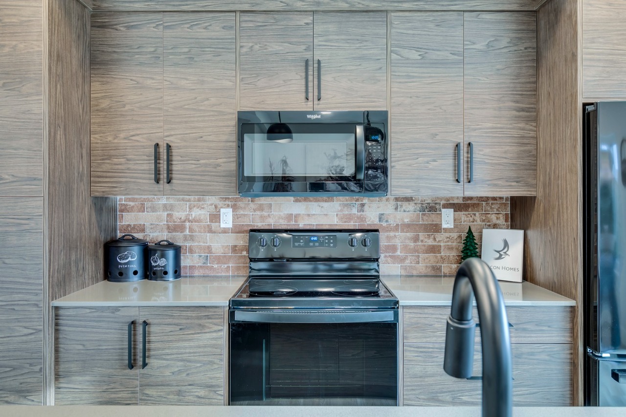 Listing Image 21