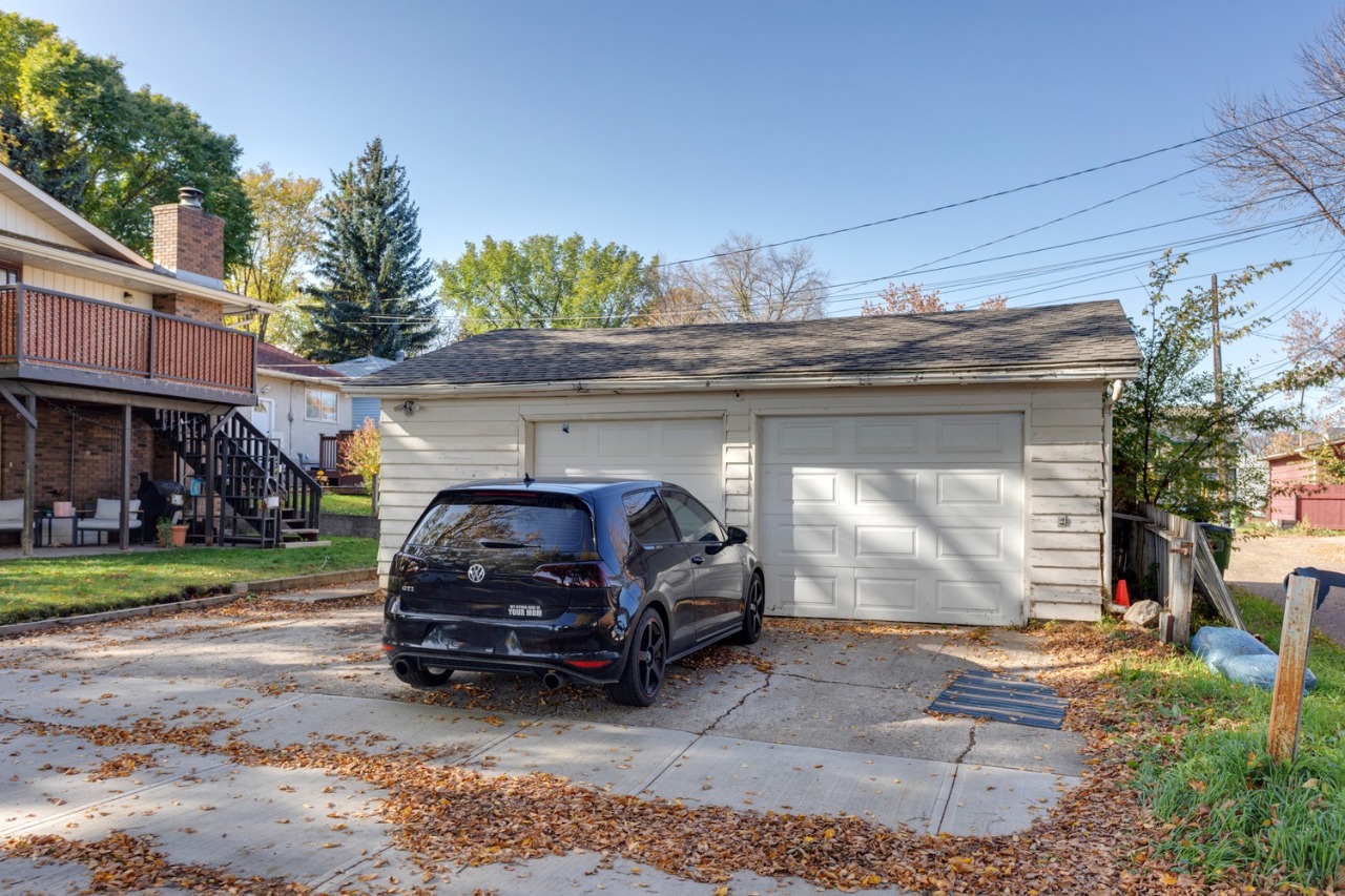 Listing Image 41