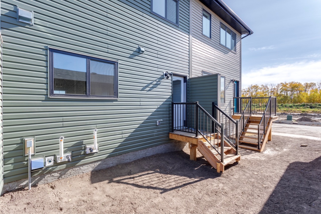 Listing Image 24