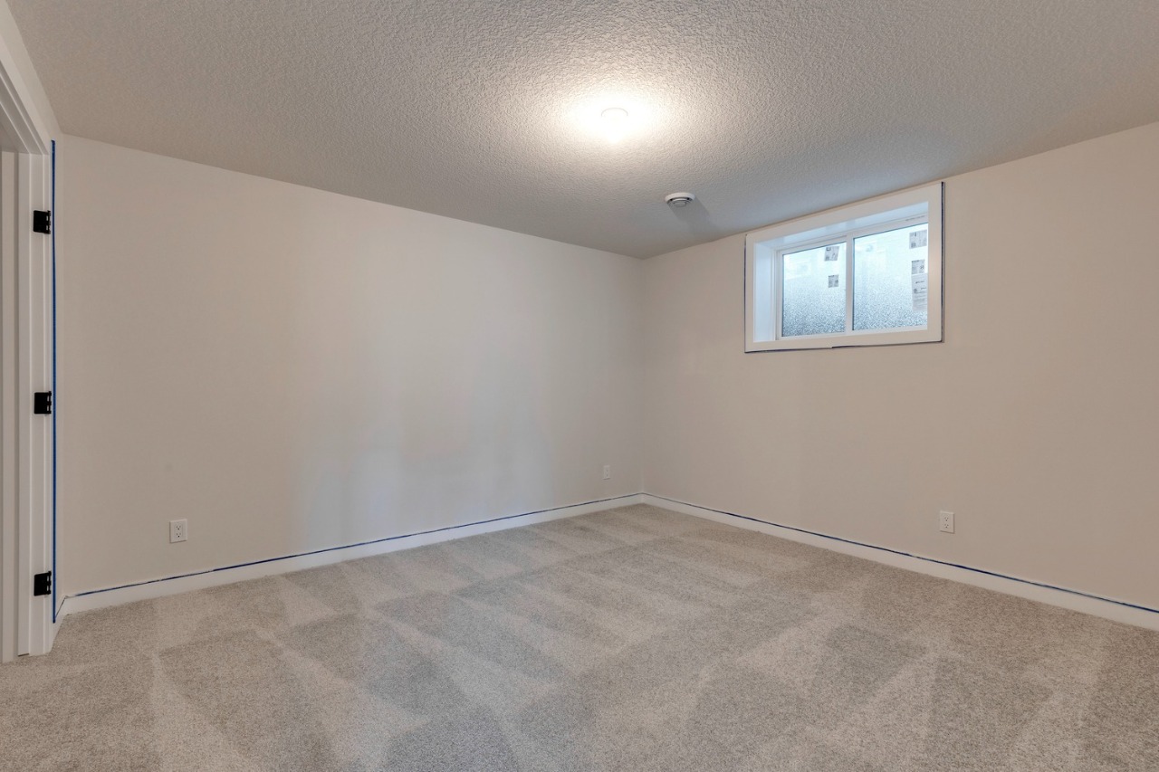 Listing Image 53