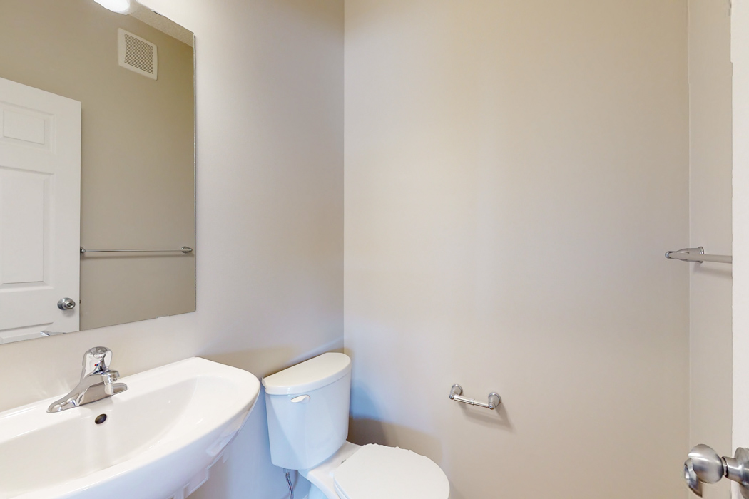 Listing Image 14