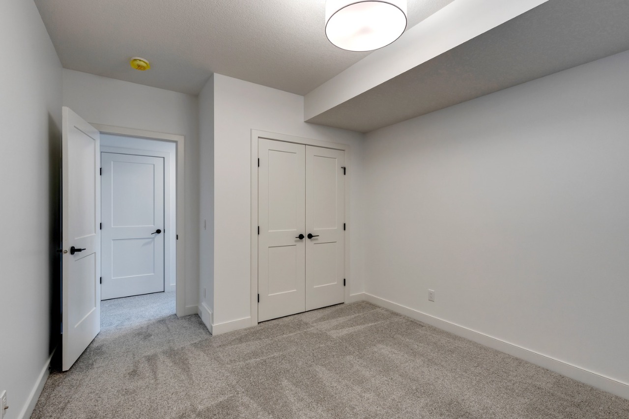 Listing Image 58