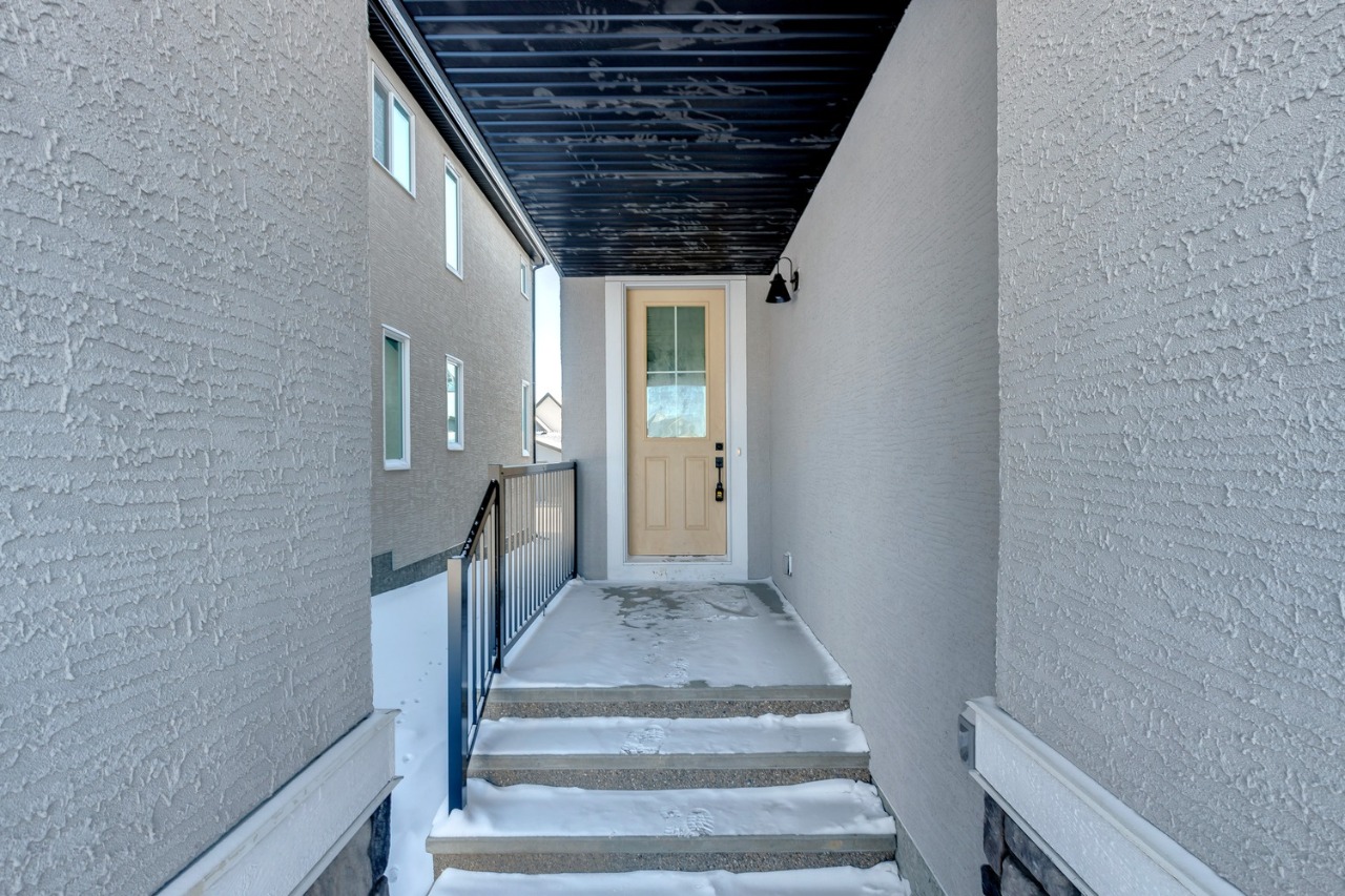 Listing Image 59