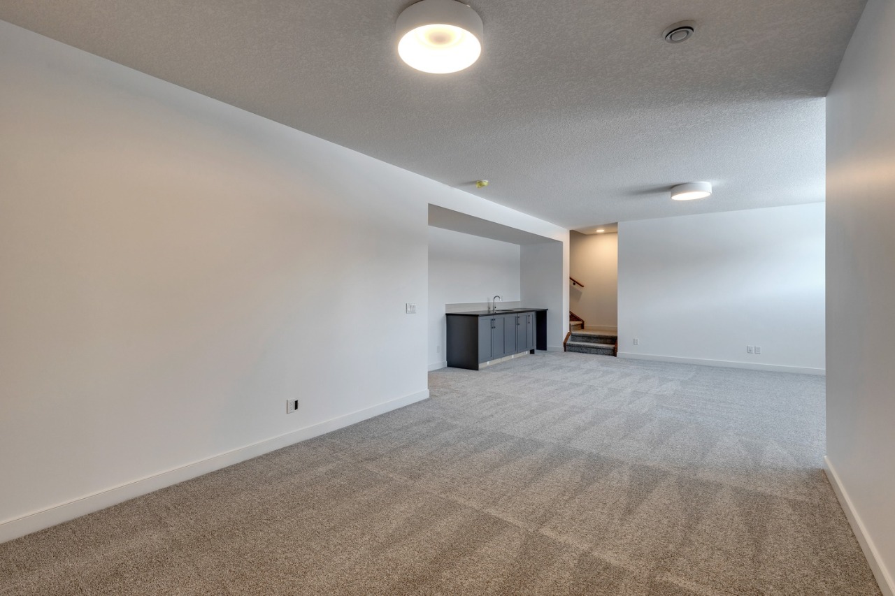 Listing Image 55