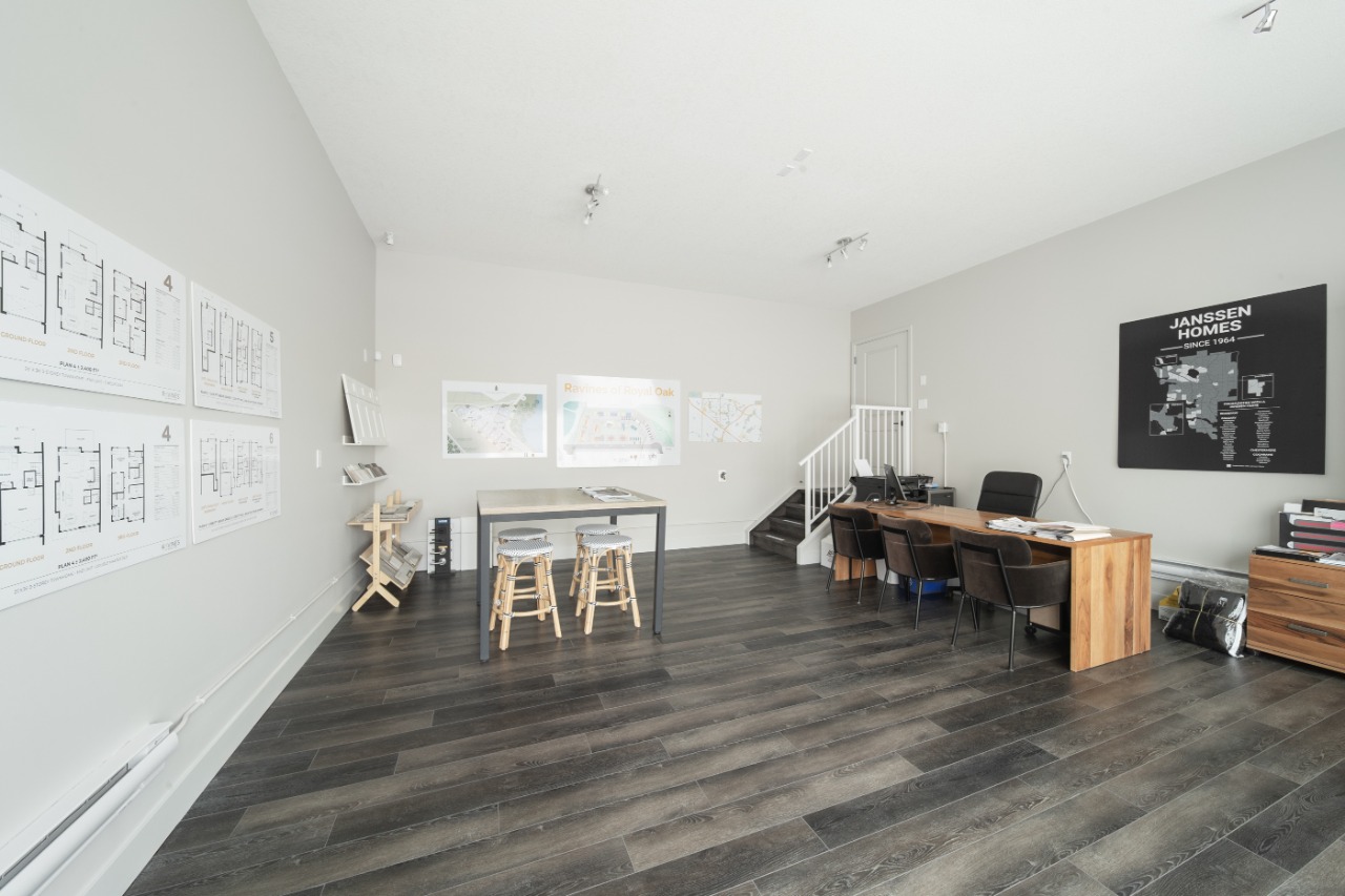 Listing Image 17