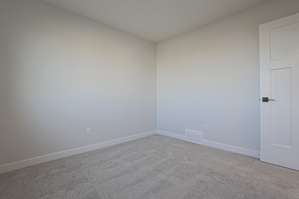 Listing Image 38